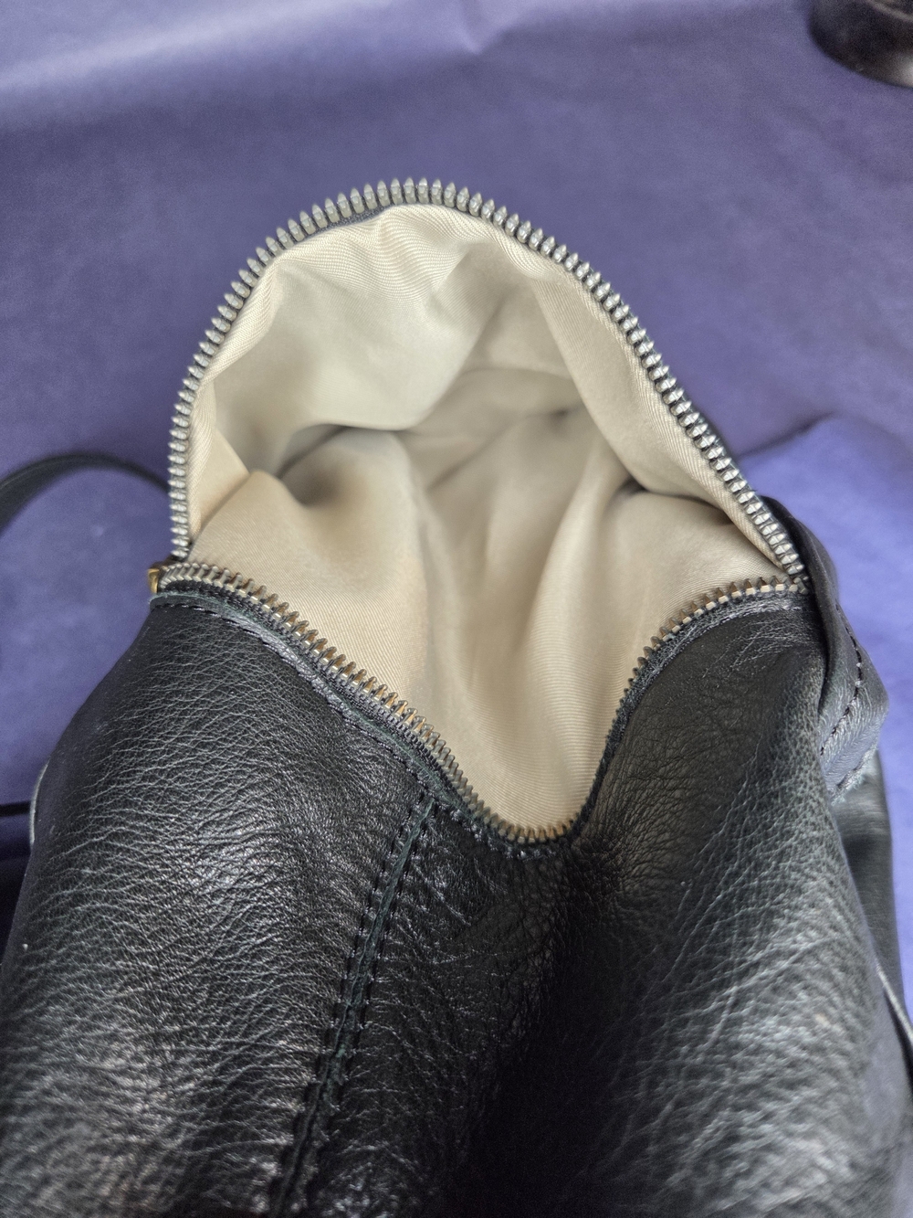 American Leather Black Shoulder Tote with Gold Zippers - Picture 7 of 14